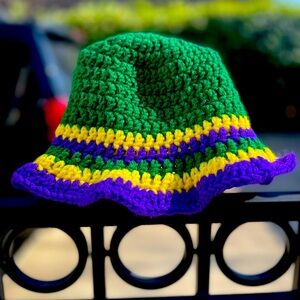 Crocheted bucket hat